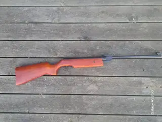 Haenel Modell 300 4,5 mm. Luftgevær.
