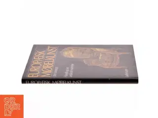 Europæisk Møbelkunst Bog fra Lademann
