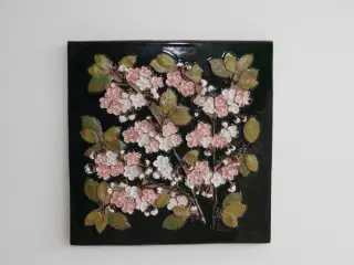Stort relief m kirsebærblomster af Aimo for Jie