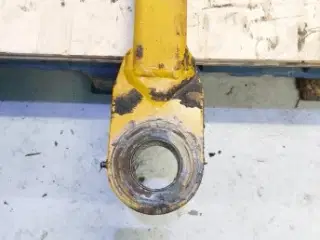 Hydrema 906B Arm for parallelføring 209641