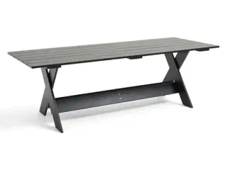 Et smukt sort spisebord