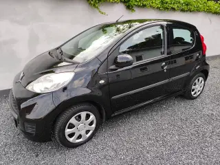 Peugeot 107 1,0 Active