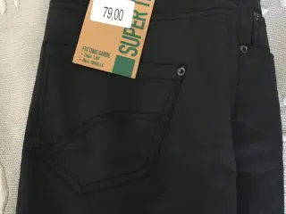 Helt nye sorte Milla jeans str 40