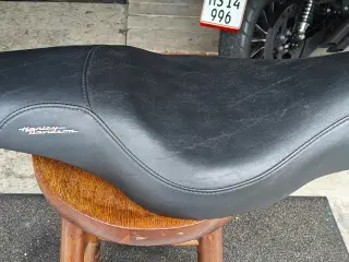 Harley Davidson xl 883n iron sæde