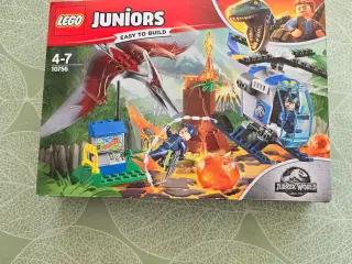 Lego JuniorJurassic world 10756