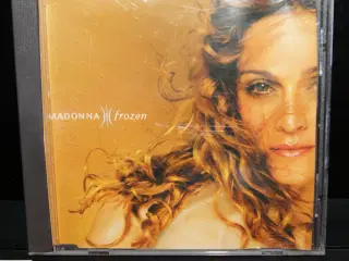 Madonna CD’er sælges. Forskellige