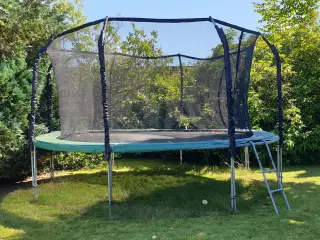 Trampolin