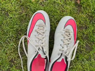Fodbold sko 