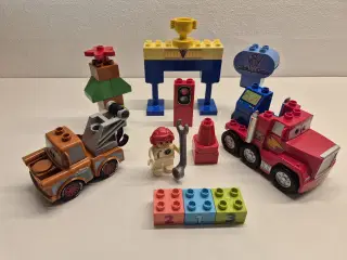 Duplo Disney Cars Mack til væddeløb og Bumble