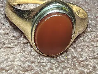 Guld Ring med sten