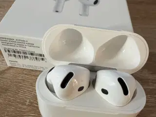 Apple AirPods 4
