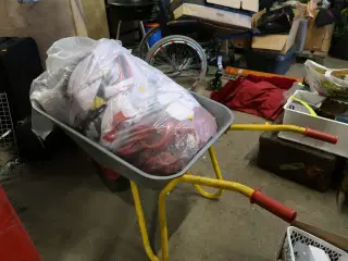 Trillebør med indhold