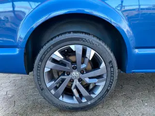 VW Transporter 2,0 TDi 180 Kassevogn lang DSG