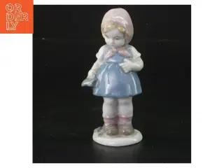 Porcelænsfigur af lille pige (str. 11 cm)