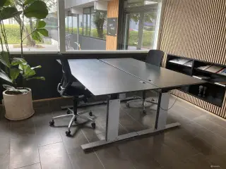 14/20m2, 2 stk kontorrum udlejes i fællesskab