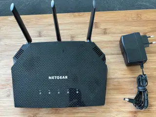 Netgear AX1800 RAX10 Router