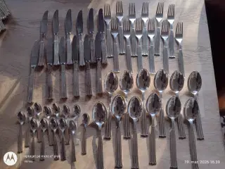 Pænt og velholdt Sølvplet bestik ( Regent)