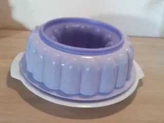 Tupperware is/ buddingeform med fad