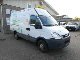 Iveco Daily 2,3 35S13 12m³ Van