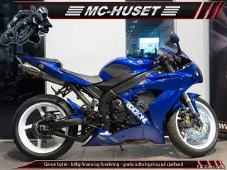 Yamaha YZF R1