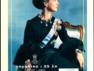 Dronning i 25 ÅR - u/n - 13 x18 cm. - Brugt