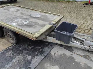 1000kg boogie trailer med papirer