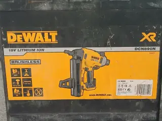 Dewalt xr sømpistol med søm, 2stk batteri od lader