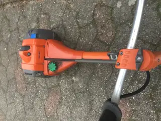 Husqvarna buskrydder