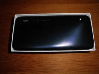 Xiaomi Redmi 9AT mobiltelefon med tilbehør
