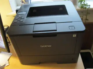 Brother HL-L-5100DN 