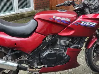Kawasaki GPZ 500 Motorcykel