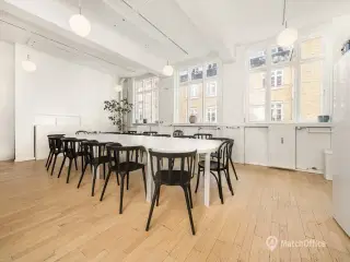 454 m² kontor i eftertragtet ejendom