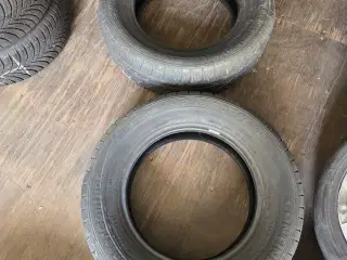 2 stk 235/65R17 Vinterdæk