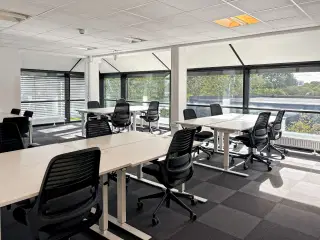 Coworking-plads i Regus Albertslund