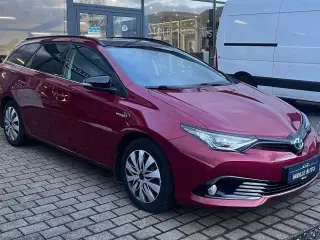 Toyota Auris 1,8 Hybrid H2 Selected Touring Sports CVT