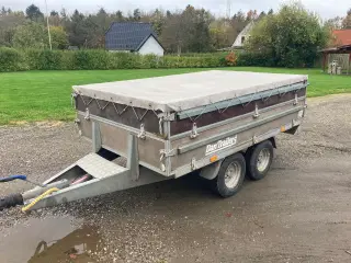 Trailer 