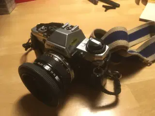 Olympus OM 10 med udstyr