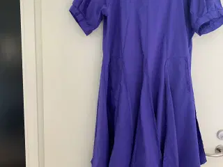 Super flot kjole med fine detaljer