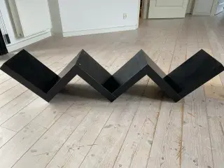 Hylde / reol til bøger