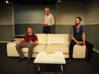 Hvid 2-3-personers lædersofa