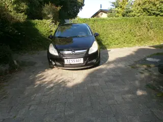 Opel Corsa 1,4 Årg 2010 5 dørs
