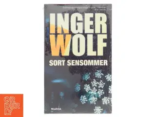 Sort sensommer af Inger Wolf (Bog)