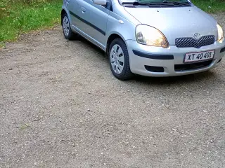 Toyota Yaris 