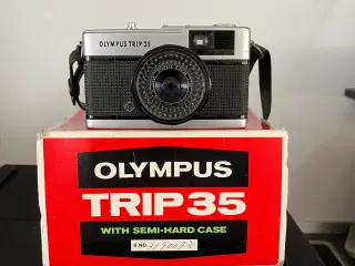 OLYMPUS TRIP 35