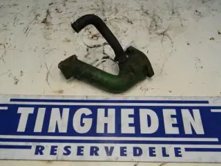 John Deere 2130 Termostathusrør R70741