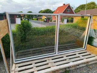 Vindue 285x144 cm byd!