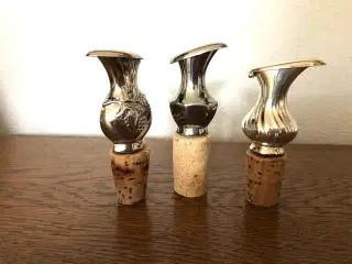 3 fine skænkepropper / skænkenæb