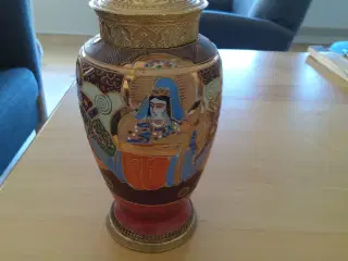 Porcelæn vase/ Ozonlampe Fra Tyskland 