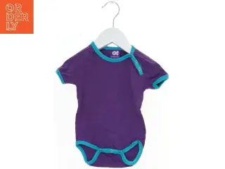 Kortærmet bodystocking til baby fra Potatofish (str. 68)