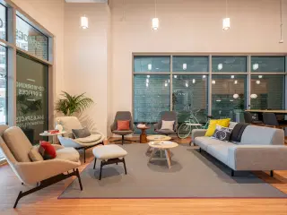 Bliv del af et samarbejdende coworking-miljø